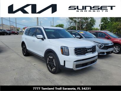 Used 2023 Kia Telluride S
