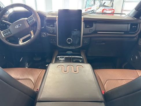 Used 2023 Ford Expedition Max King Ranch image 38