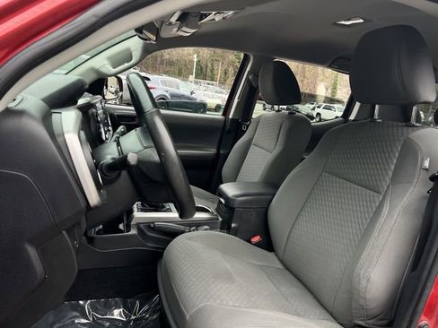 Used 2021 Toyota Tacoma SR5 image 12