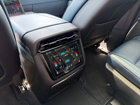 Used 2026 Cadillac Escalade IQ Sport 2 AWD/4WD image 33