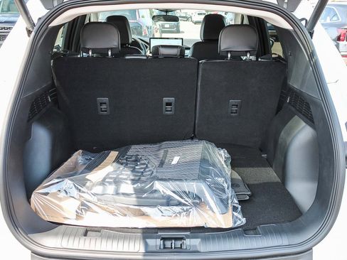 New 2025 Ford Escape SE image 26