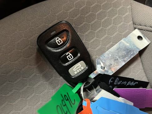 Used 2020 Hyundai Elantra SEL FWD image 20