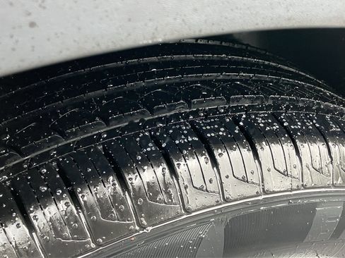 Used 2020 Hyundai Tucson SE w/ Cargo Package image 12