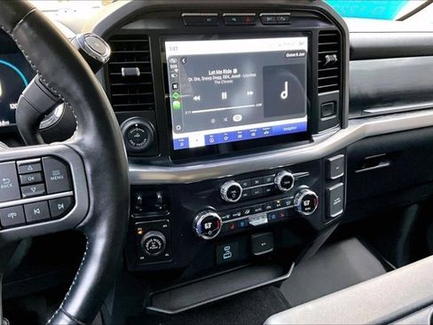 Used 2021 Ford F150 Lariat image 9