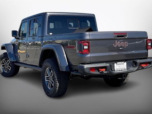 New 2025 Jeep Gladiator Mojave image 3