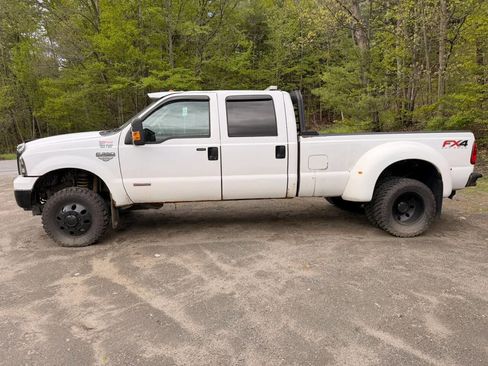 Used 2005 Ford F350 Lariat AWD/4WD image 9