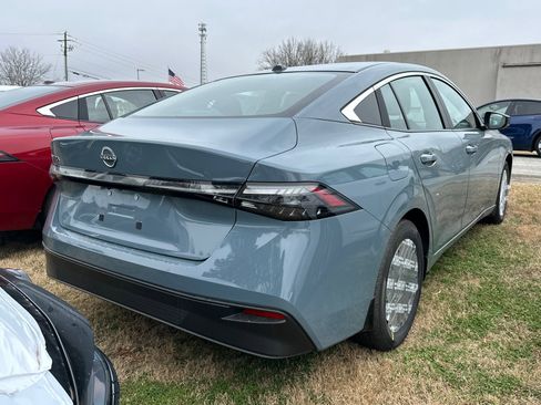 New 2026 Nissan Sentra SV w/ SV Convenience Package image 4