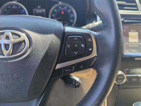 Used 2016 Toyota Camry XLE w/ Advanced Technology Package FWD image 13