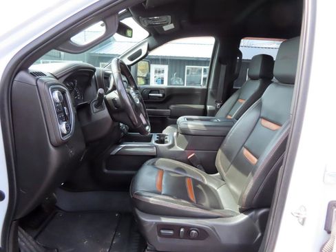 Used 2022 GMC Sierra 2500 AT4 w/ Gooseneck/5TH Wheel Package image 29