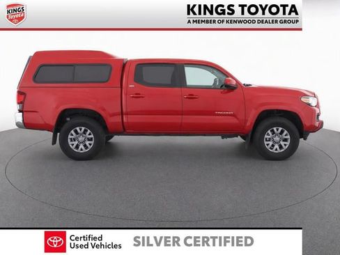 Used 2019 Toyota Tacoma SR5 AWD/4WD image 9