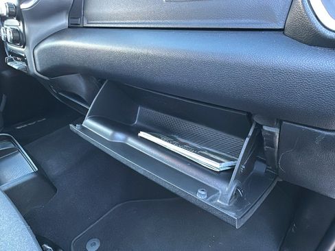 Used 2024 RAM 2500 Big Horn image 28