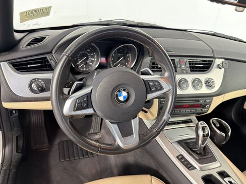 Used 2014 BMW Z4 sDrive28i image 23