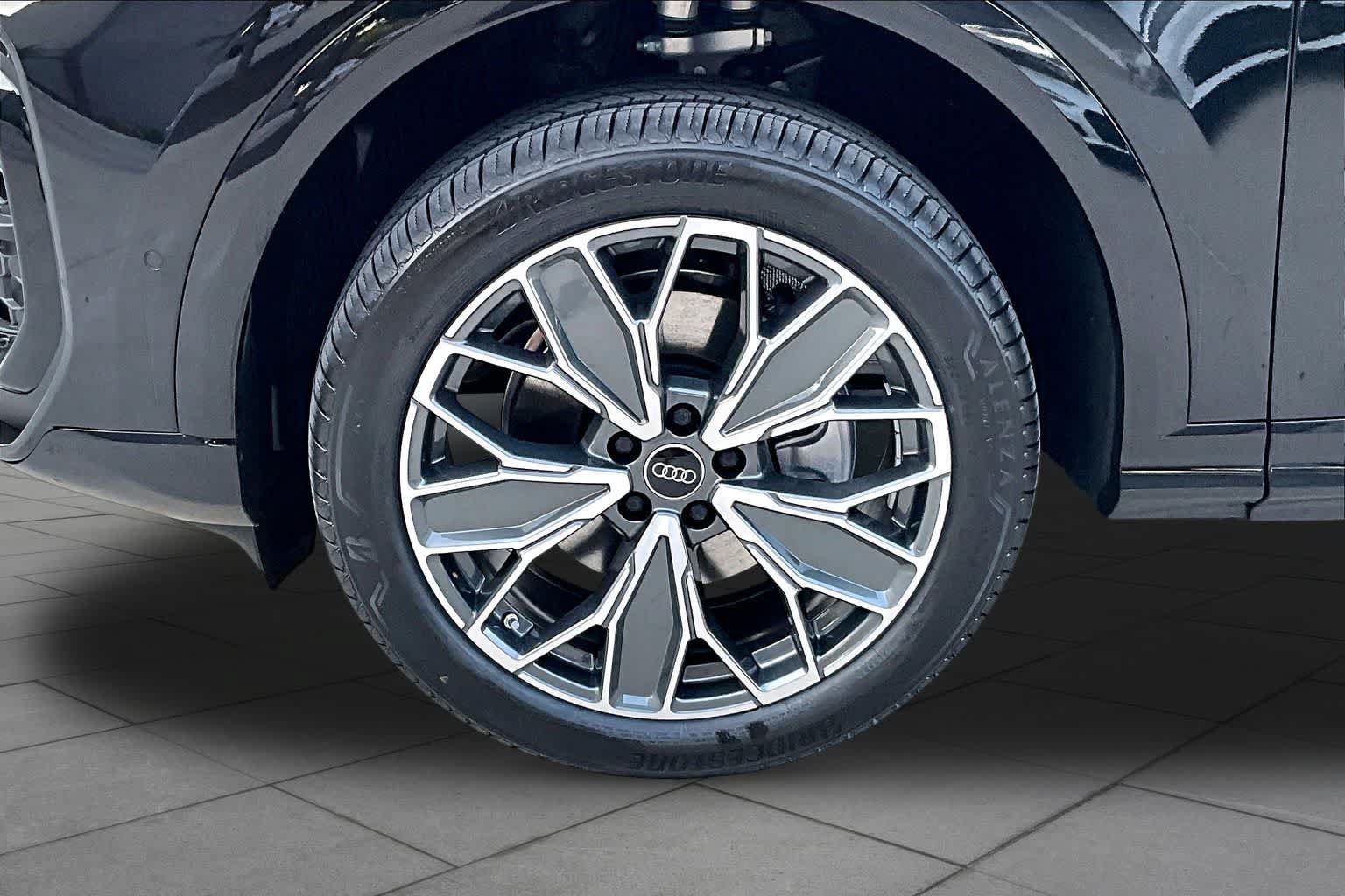New 2026 Audi Q5 Premium Plus AWD/4WD image 11