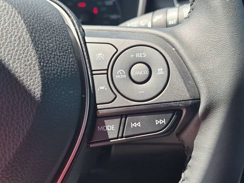 Used 2026 Toyota Corolla SE FWD image 25