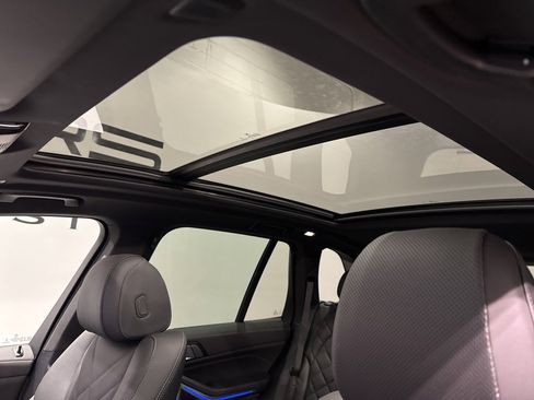 Used 2026 BMW X5 xDrive40i image 17