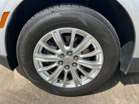 Used 2019 Cadillac XT5 FWD image 10