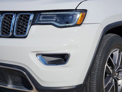 Used 2021 Jeep Grand Cherokee Limited w/ Premium Lighting Group image 8