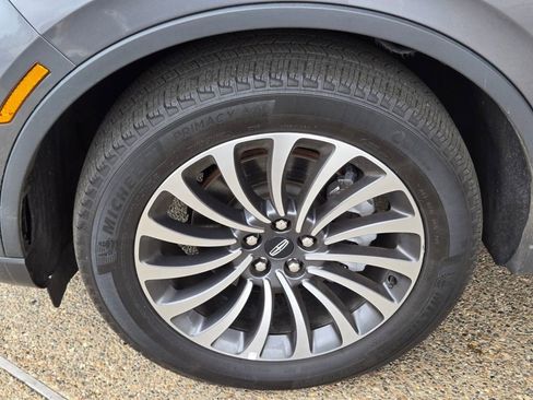 Used 2023 Lincoln Aviator Reserve AWD/4WD image 8