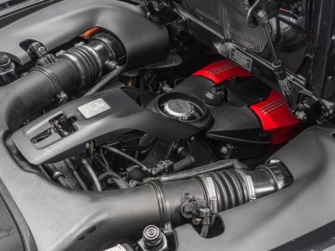 Used 2018 Ferrari 488 Spider image 46