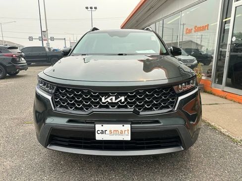 Used 2022 Kia Sorento S AWD/4WD image 2
