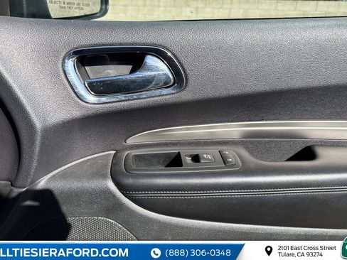 Used 2017 Dodge Durango SXT w/ 3rd Row Seating Group RWD image 24