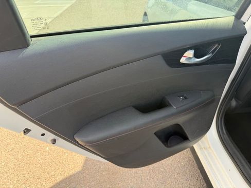 Used 2021 Kia Forte GT w/ GT2 Package image 13