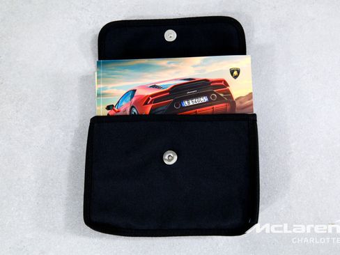 Used 2023 Lamborghini Huracan EVO image 22