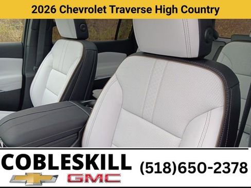 New 2026 Chevrolet Traverse High Country w/ LPO, Floor Liner Package AWD/4WD image 15