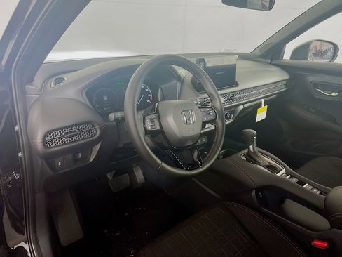 New 2026 Honda HR-V Sport image 8