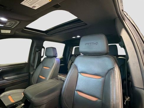 Used 2024 GMC Sierra 1500 AT4 w/ Technology Package image 22