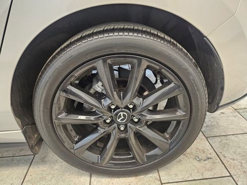 Used 2024 MAZDA MAZDA3 s image 10