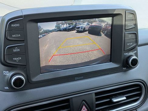Used 2019 Hyundai Kona SE FWD image 21