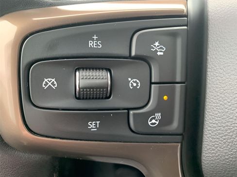 Used 2022 Chevrolet Tahoe High Country AWD/4WD image 15