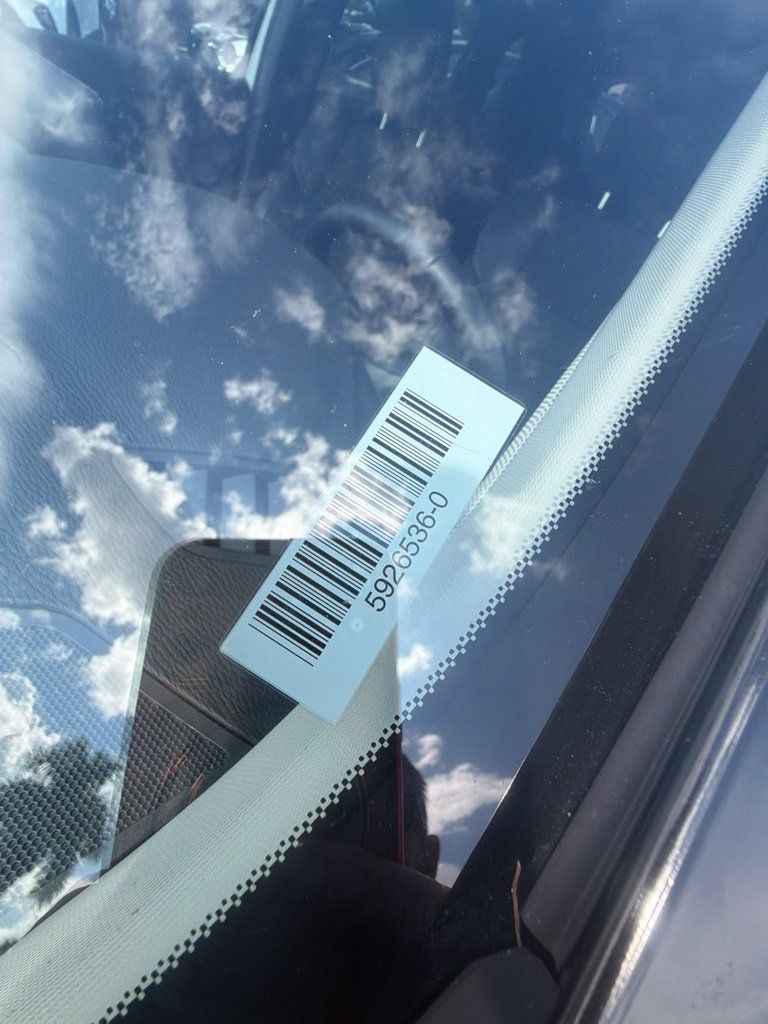 Used 2025 Mitsubishi Outlander SE AWD/4WD image 5