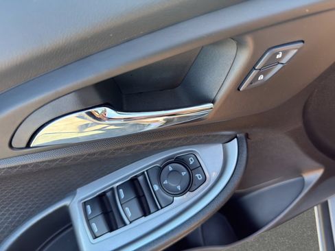 Used 2024 Chevrolet Malibu RS FWD image 12
