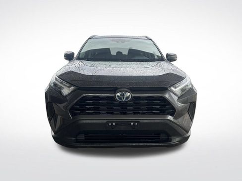 Used 2022 Toyota RAV4 XLE w/ Convenience Package AWD/4WD image 2