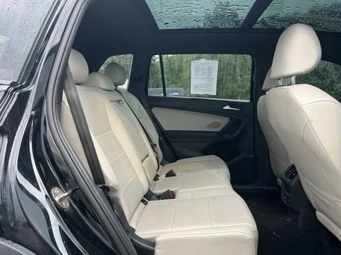 Used 2021 Volkswagen Tiguan SE R-Line AWD/4WD image 14