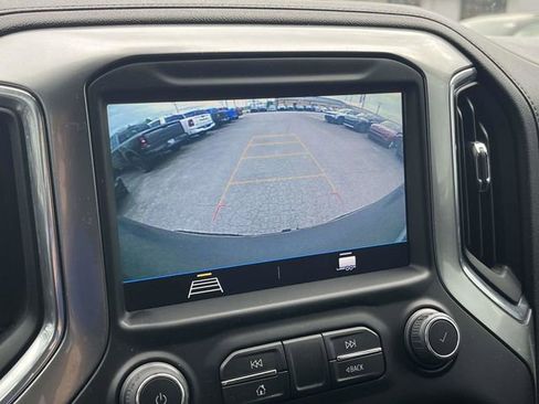 Used 2022 Chevrolet Silverado 1500 LT Trail Boss w/ Safety Package AWD/4WD image 29