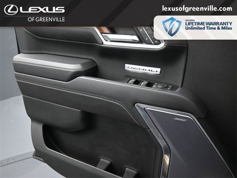 Used 2022 GMC Sierra 1500 Denali w/ Denali Reserve Package image 22