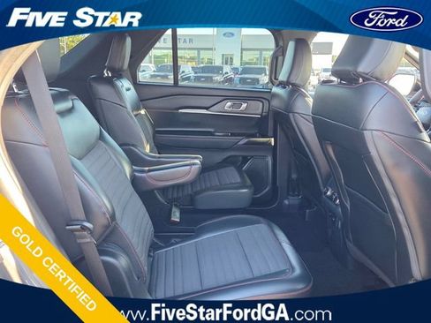 Certified 2025 Ford Explorer ST-Line AWD/4WD image 17