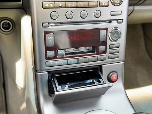 Used 2004 INFINITI G35 Coupe w/ Premium Pkg RWD image 25