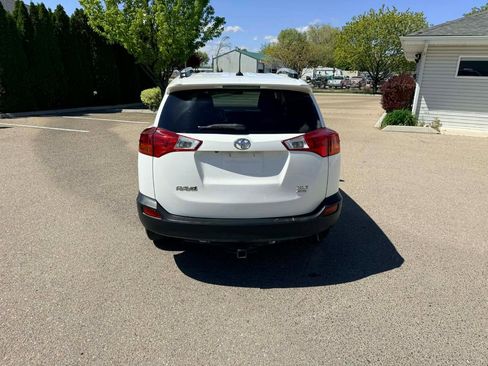 Used 2014 Toyota RAV4 XLE image 4