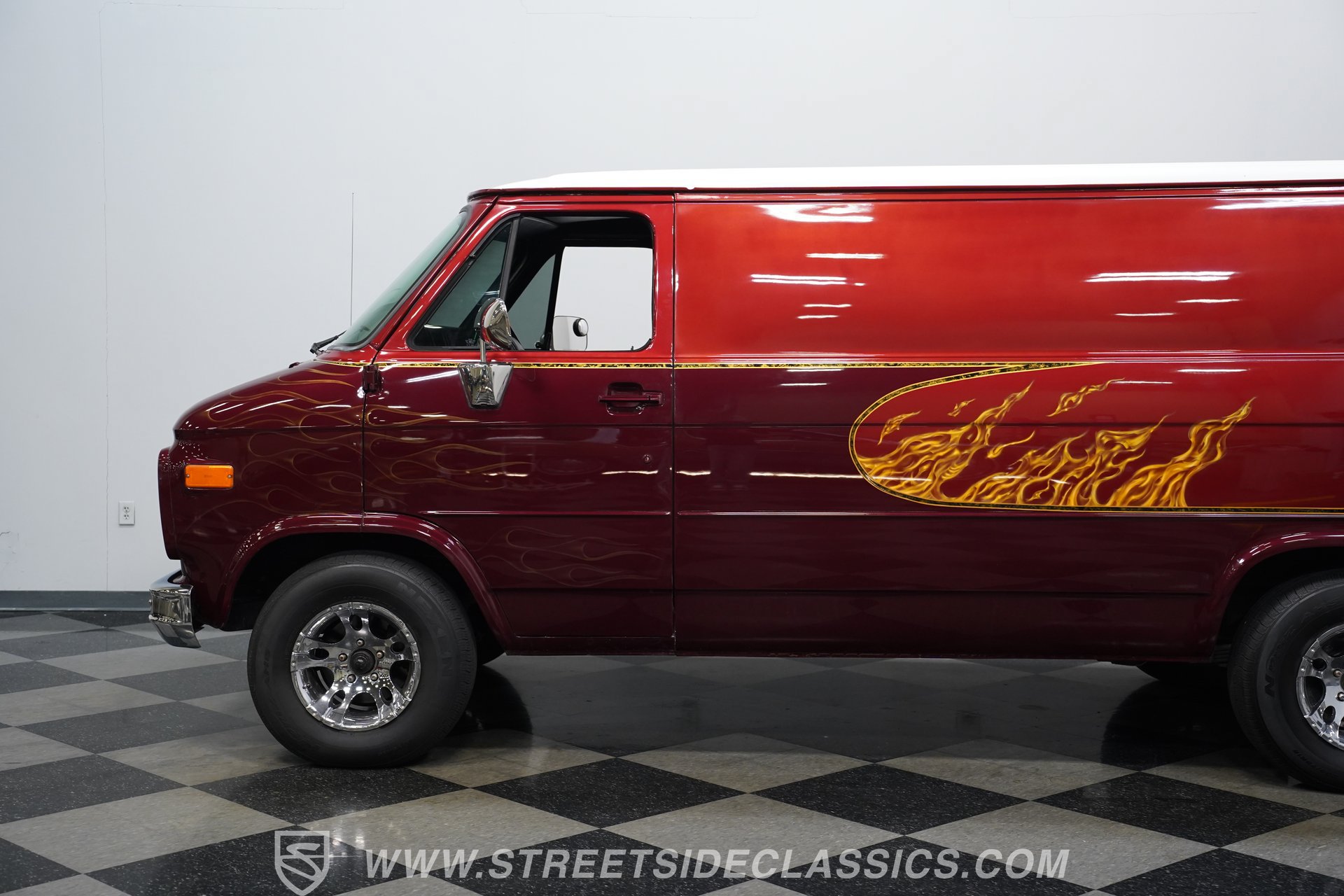 Used 1995 Chevrolet G10 RWD image 22