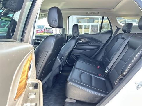 Used 2019 GMC Terrain Denali w/ Advanced Safety Package AWD/4WD image 18