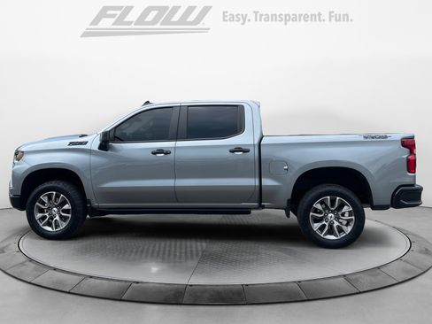Used 2025 Chevrolet Silverado 1500 LT Trail Boss w/ LT Trail Boss Premium Package AWD/4WD image 5