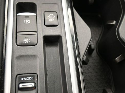 Used 2025 Nissan Pathfinder Platinum w/ Cargo Package image 20