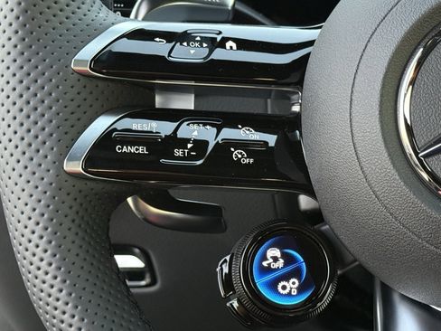 New 2026 Mercedes-Benz GLC 43 AMG 4MATIC Coupe image 21