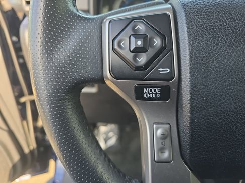 Used 2018 Toyota 4Runner SR5 Premium image 20