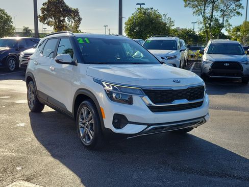 Used 2021 Kia Seltos S image 3