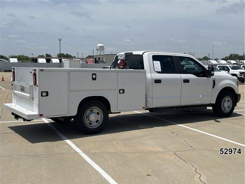 Used 2019 Ford F350 XL w/ Power Equipment Group RWD image 2